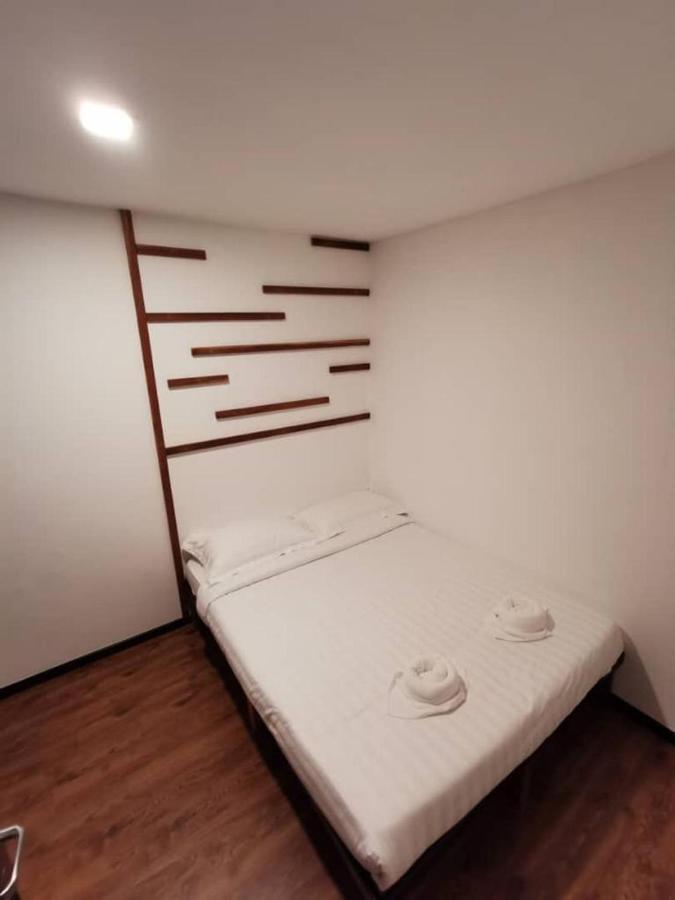 Kuching Hotel Dış mekan fotoğraf