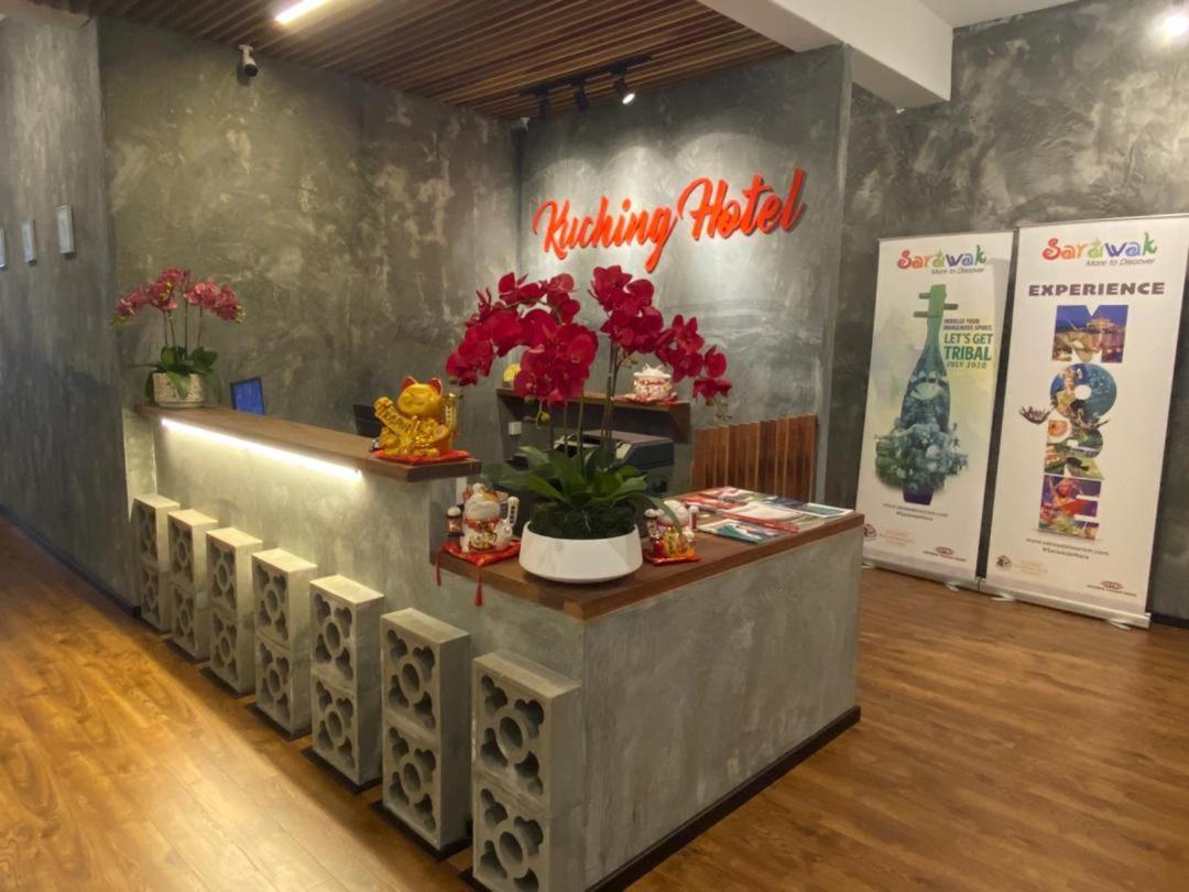 Kuching Hotel Dış mekan fotoğraf